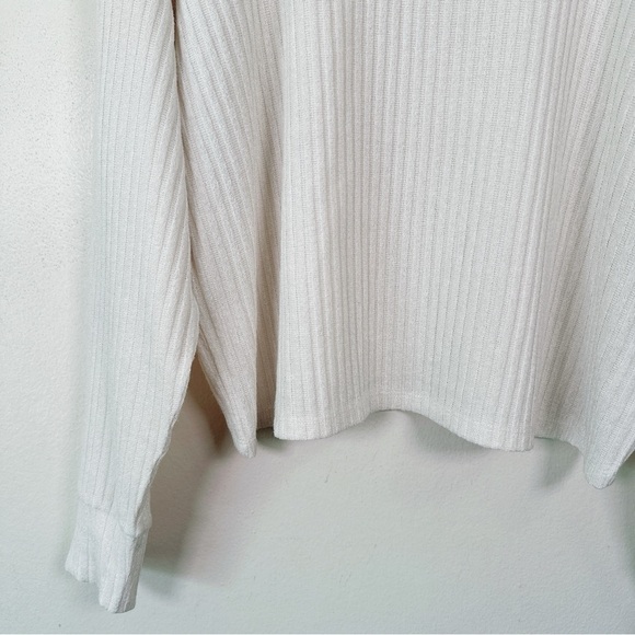Aritzia Womens Size Medium Rudko Long Sleeve Ribbed Crop Top - Picture 8 of 15
